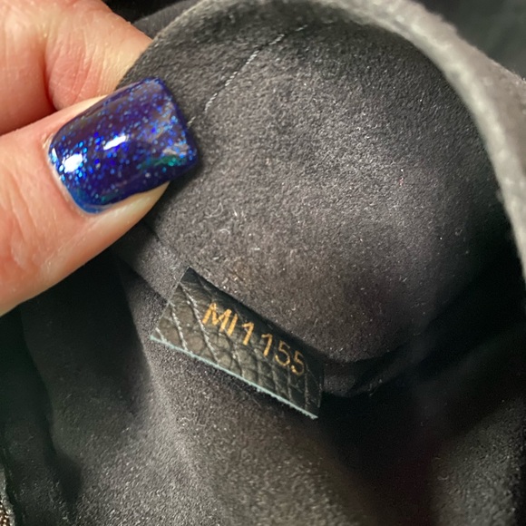 SOLD Louis Vuitton Estrella - Picture 7 of 11